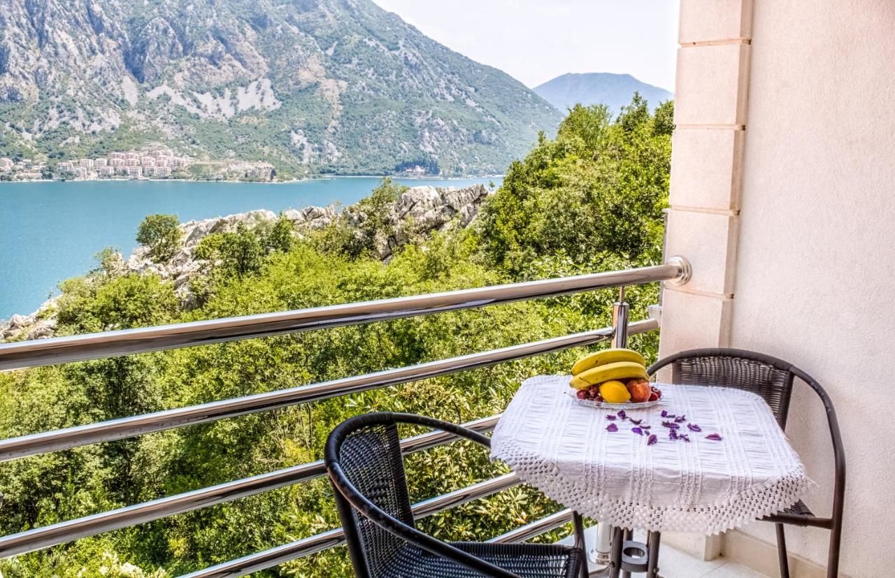 Апартаменты Apartments Kula Рисан-20