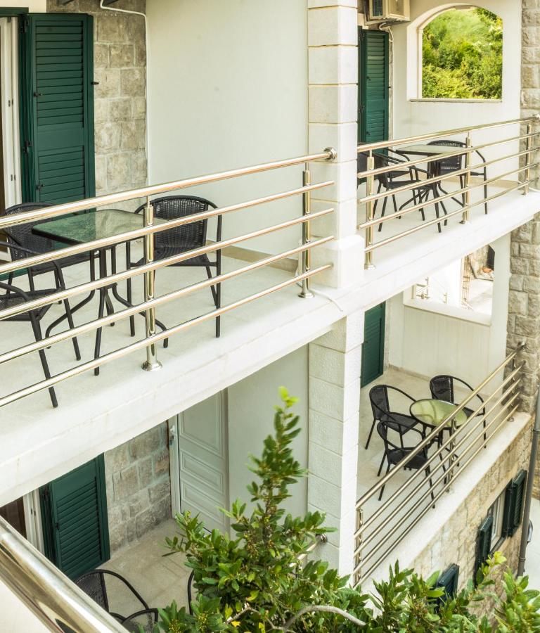 Апартаменты Apartments Kula Рисан