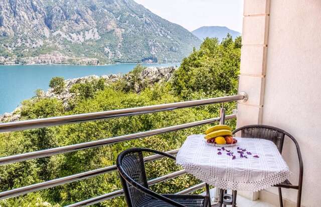 Апартаменты Apartments Kula Рисан-19